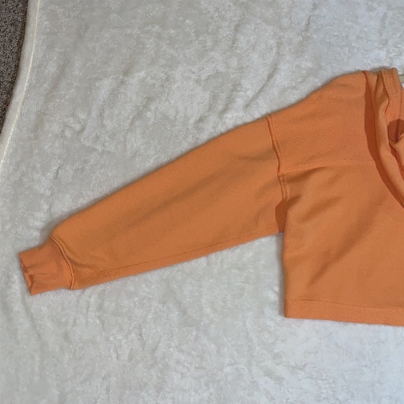 NWOT Aerie Beach Party Cropped Hoodie - Picture 10 of 16